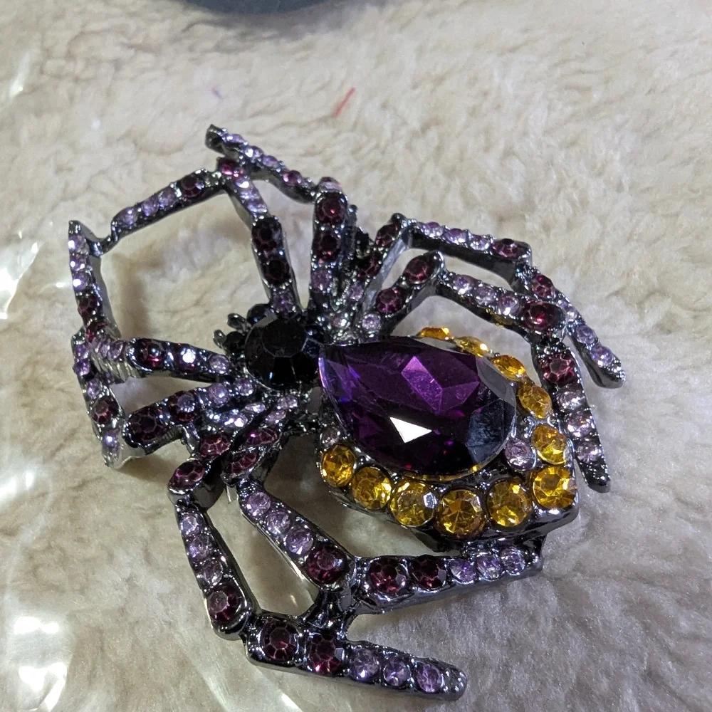Elegant Jeweled Spider Rhinestone Brooch Purple & Gold Stones Vintage